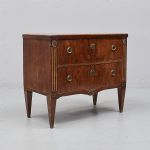 1334 2332 CHEST OF DRAWERS